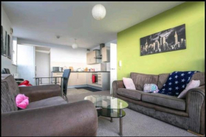 3 Bedrooms in Liverpool City Centre, Free Parking & Amazing View